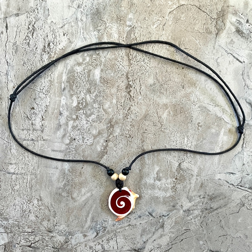 Shell Necklace - Picture 3 of 5